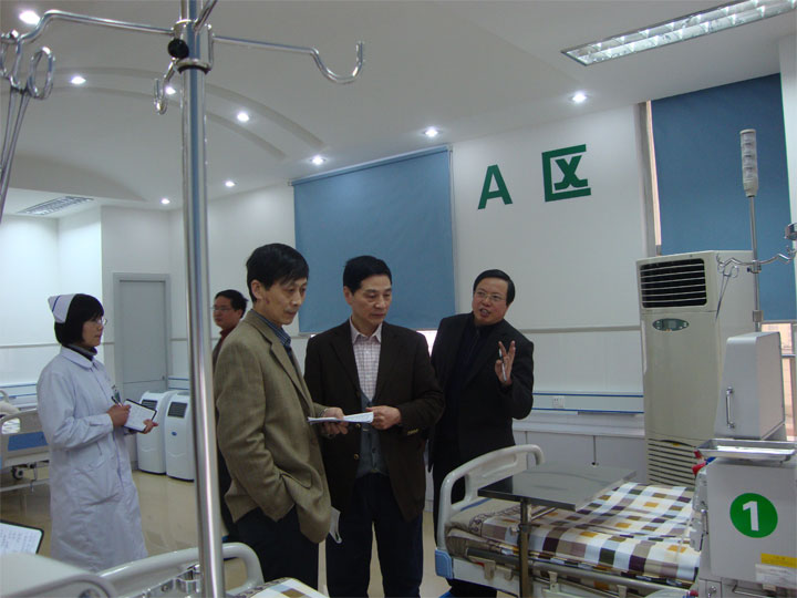 我院血液凈化室順利通過省中醫(yī)管理局評(píng)審驗(yàn)收